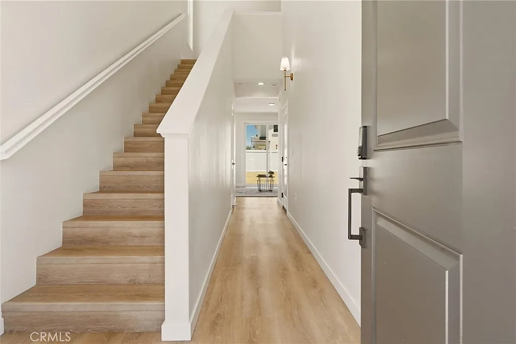 3 bed, 2.5 bath, 1603 sqft, $3,750 — Photo 4