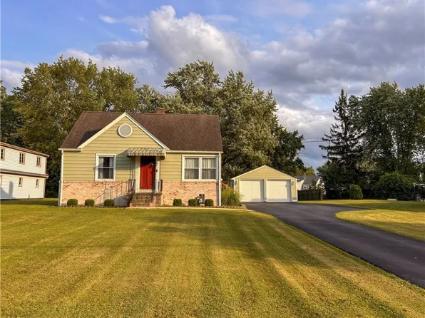 737 Champion Ave W, Warren, OH 44483