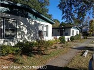 402 N Atlantic Ave APT 3, Southport, NC 28461