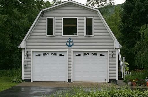 2nd image of 101 Middlefield Rd