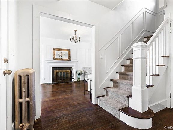 4th image of 54 Hartsdale Road