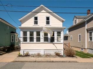 50 Evarts St, Newport, RI 02840