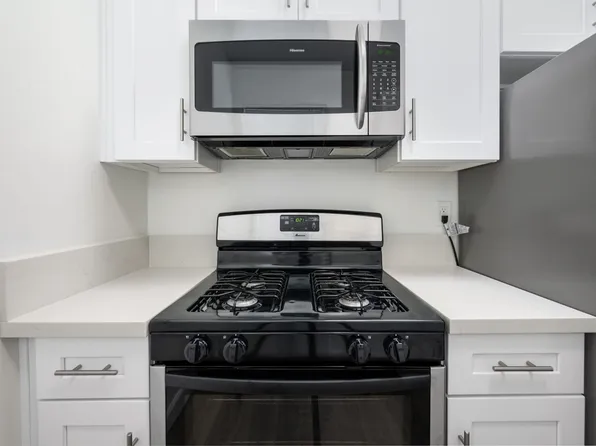E Street Apartment | Newly Built & Renovated Apartment Homes in Golden Hills!, 2967-69 E St #2969-01, San Diego, CA 92102