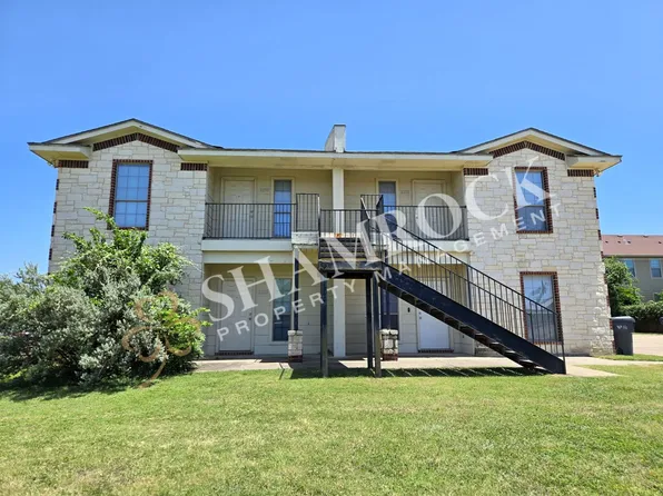 2230 Breezy Dr, Woodway, TX 76712