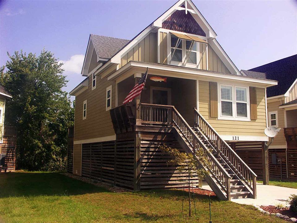 1st image of 121 Amherst Dr Unit 14