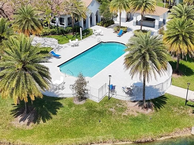2600 S University Dr #229 — Photo 16