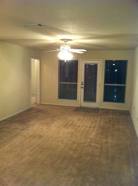2nd image of 3001 Carlton Pkwy APT 3