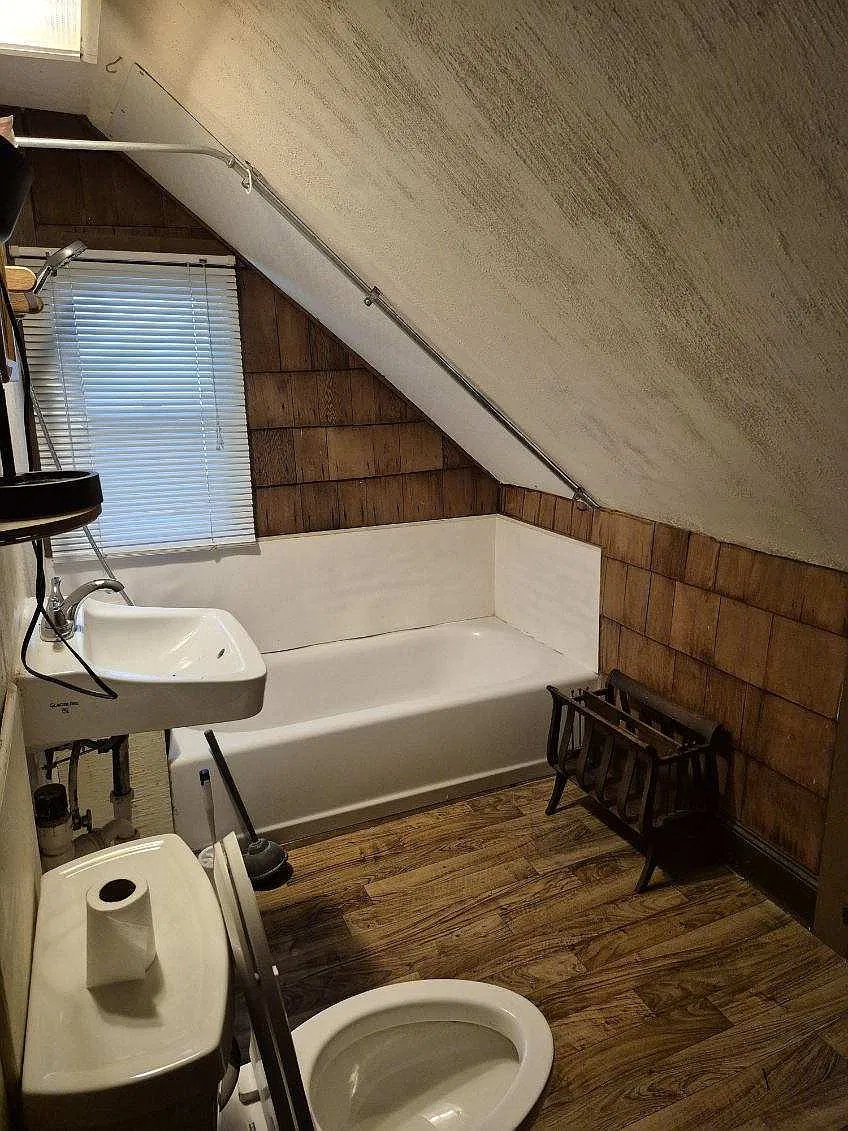 107 Parsons Ave — Photo 4