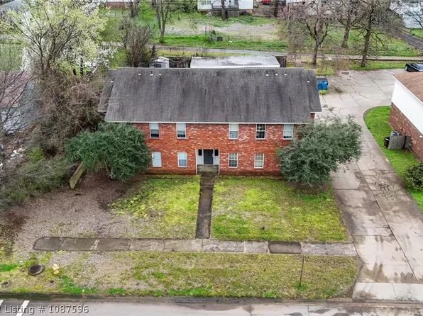 2420 S Q St, Fort Smith, AR 72901