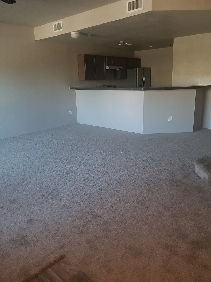 El Dorado Condo for Rent! — Photo 2