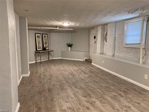 4th image of 1215 Colonial Ave #B1