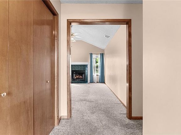 4th image of 1213 Dean Dr