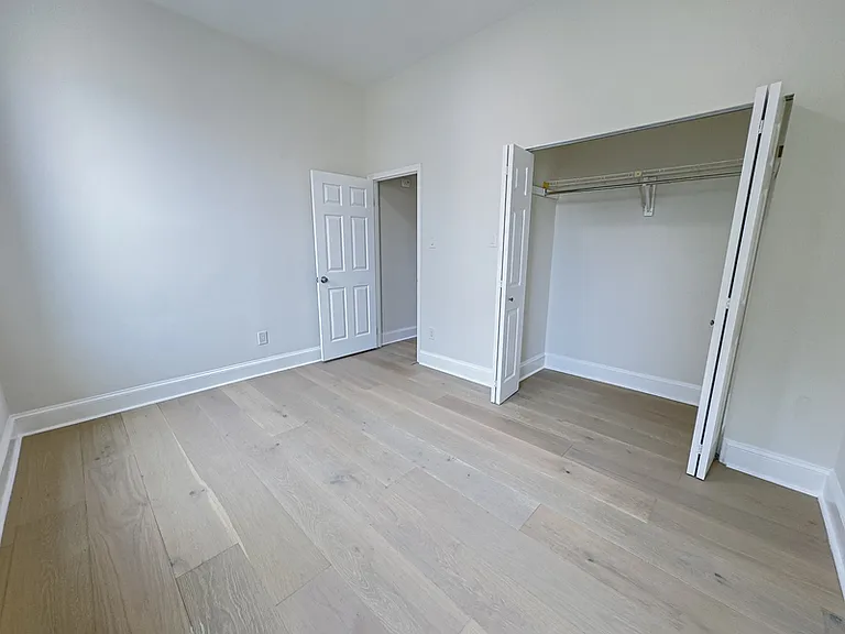 1703 Green St #4 — Photo 31