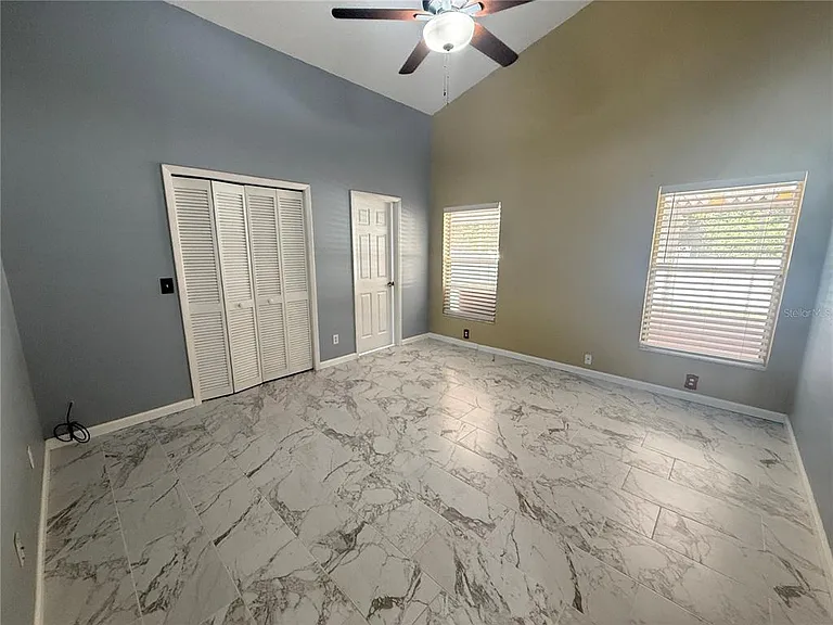 497 Brightview Dr — Photo 18