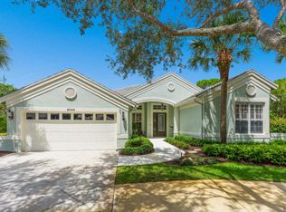 8049 SE Mammoth Dr, Hobe Sound, FL 33455