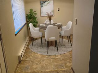 201 Jim Clements Way #14, Selah, WA 98942