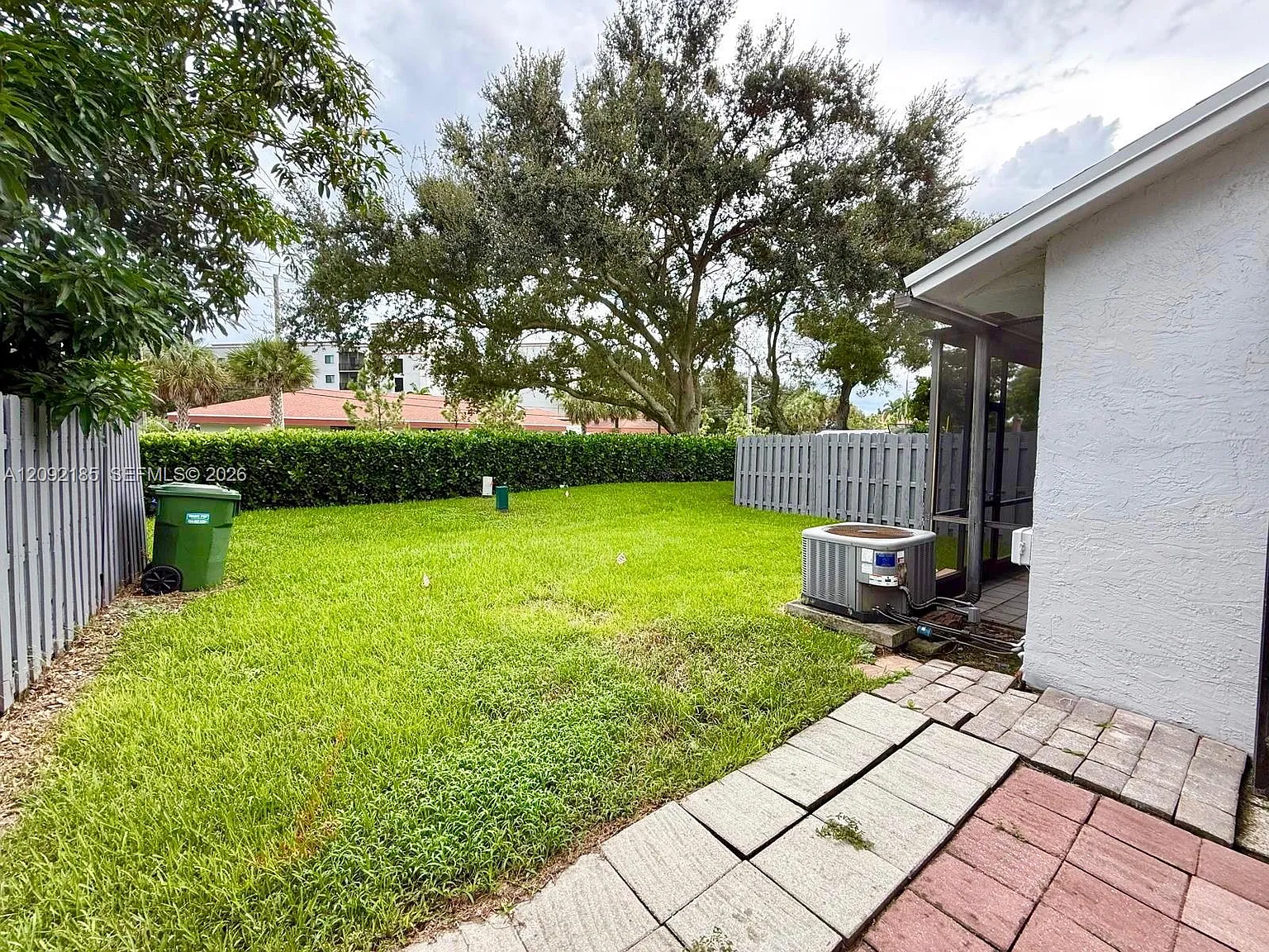 2 bed, 1.5 bath, $2,500 — Photo 2