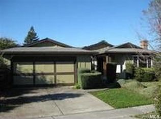 2011 Silverwood St, Santa Rosa, CA 95405