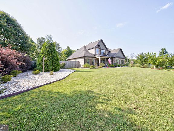 3rd image of 127 Hart Ridge Ct