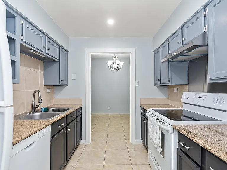 661 Bering Dr #504 — Photo 15