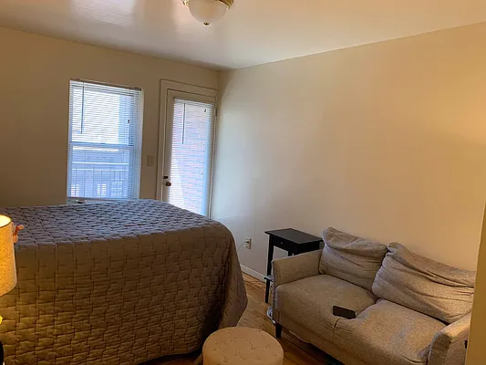 Rented by City Connections Realty | media 11