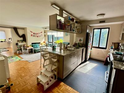 2130 Massachusetts Ave APT 4C, Cambridge, MA, 02140