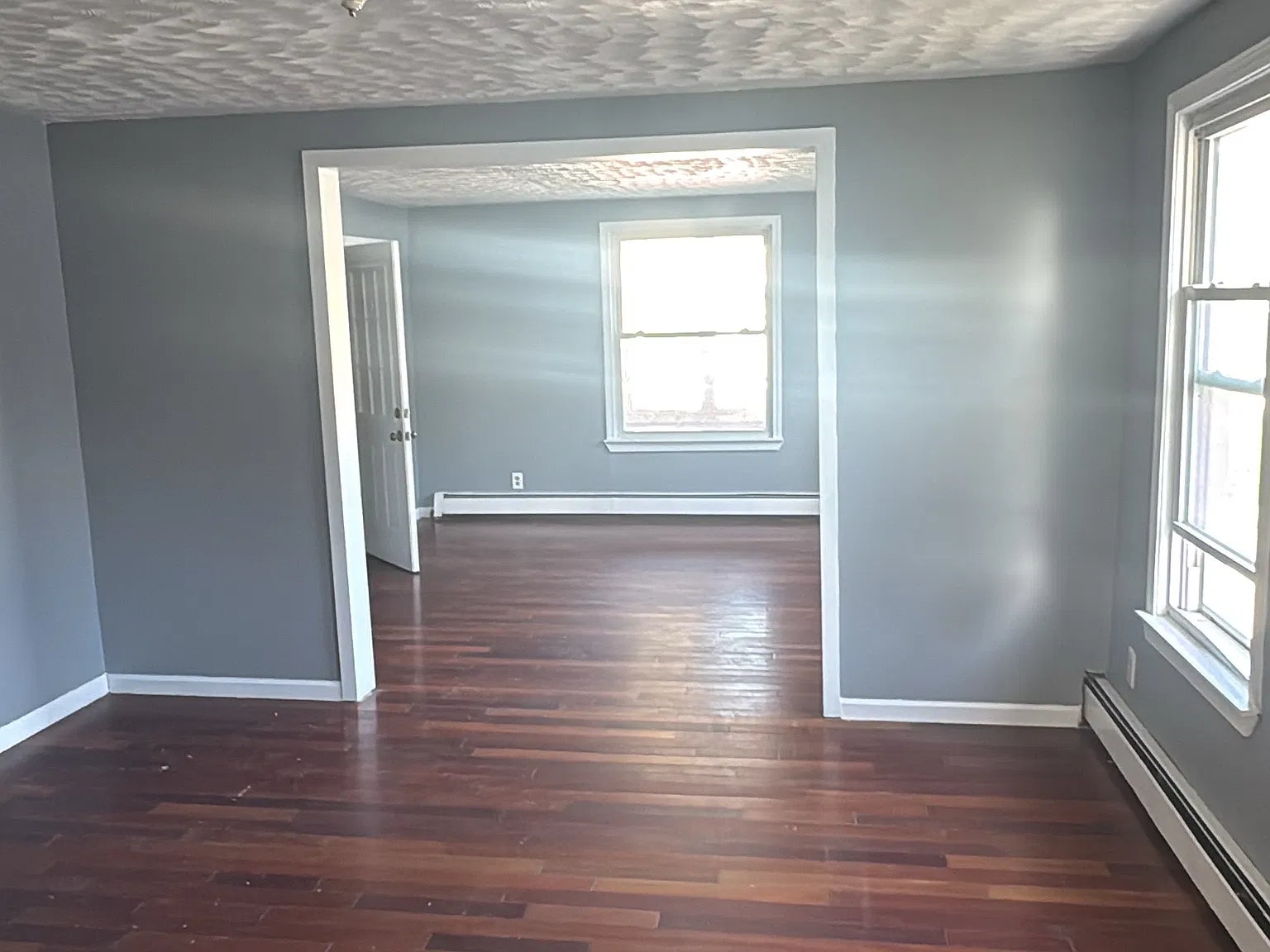 4 bed, $2,650 — Photo 2