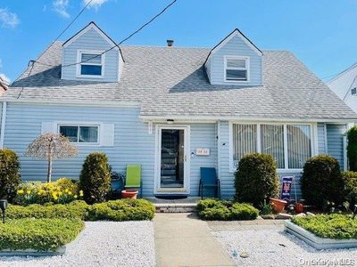 158-25 87th Street, Jamaica, NY, 11414