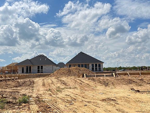 7th image of this home