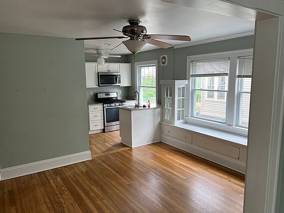3rd image of 1215 Edwards Ave #1