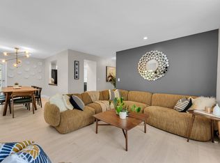 1140 Falcon Dr #10, Coquitlam, BC V3E 2J9