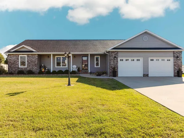 3204 Appaloosa Ct, Herrin, IL 62948