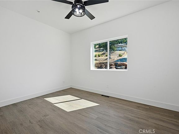 5th image of 17247 Meadow Vw
