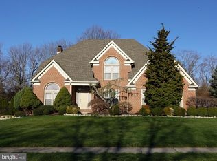 43 Trailwood Dr, Holland, PA 18966