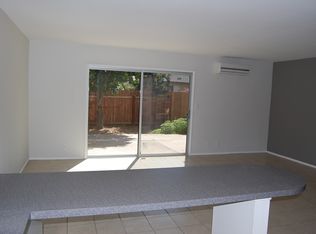 1068 Andrews St, Tustin, CA 92780