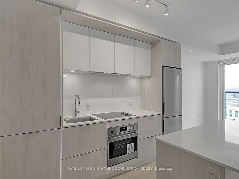 130 River St #909 — Photo 4
