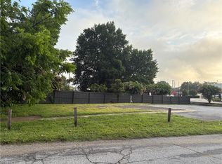 1700 Long St, High Point, NC 27262