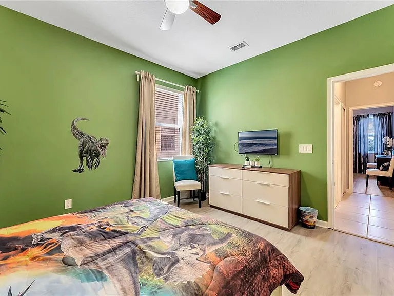 4348 Acorn Ct — Photo 8