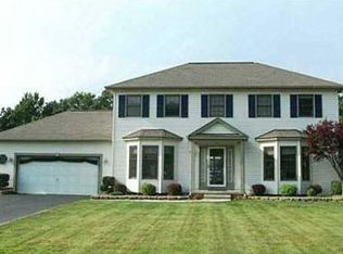 480 Bram Hall Dr, Rochester, NY 14626