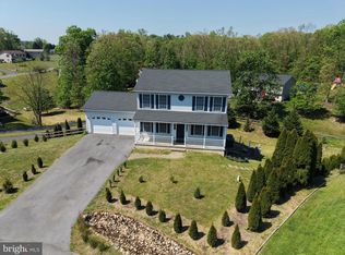 379 Leviticus Dr, Bunker Hill, WV 25413