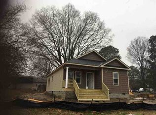185 N Dunn St, Angier, NC 27501