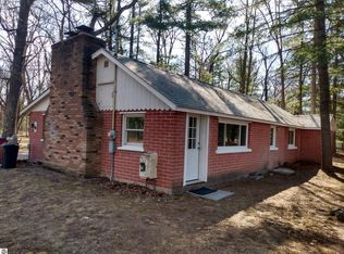 84 N Imperial Dr, Tawas City, MI 48763