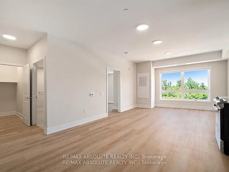 12B Thomas St S #308 — Photo 5