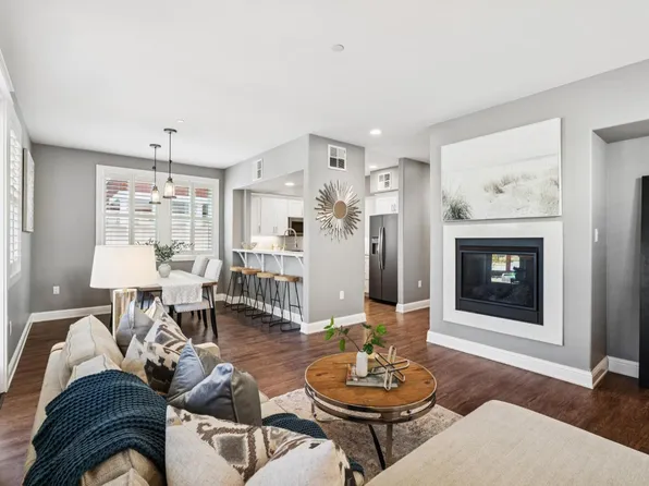117 Grayson Way, Healdsburg, CA 95448