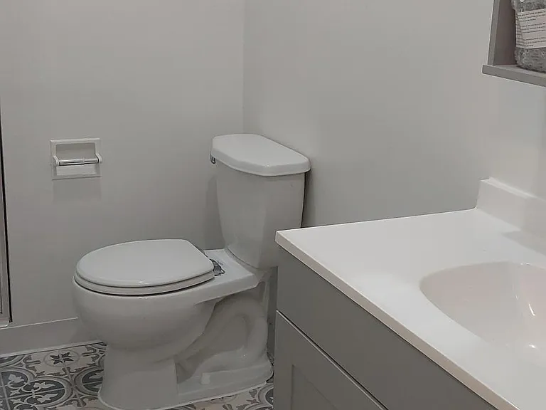 1536 S Fairfax Ave #6 — Photo 6