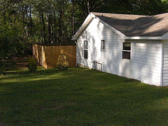 2nd image of 220 Apple Rd