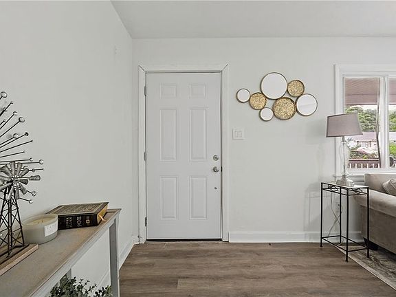 5th image of 116 Woodhaven Rd