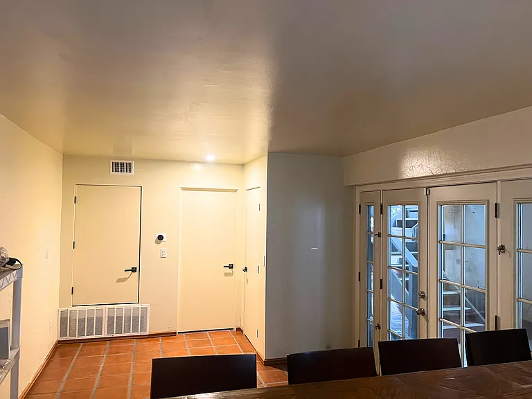 2159 Lyric Ave — Photo 6