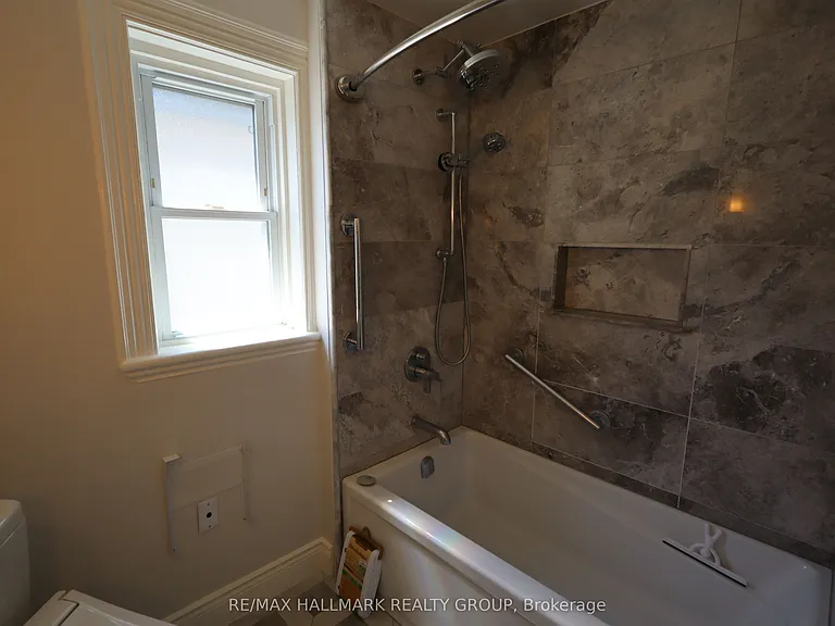 21 Electric St — Photo 25