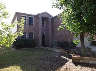 8201 Hidden Path Ln, Denton, TX 76210